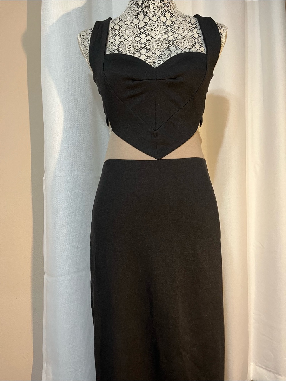 Kaitlyn Black Maxi Dress with Heartline Bodice